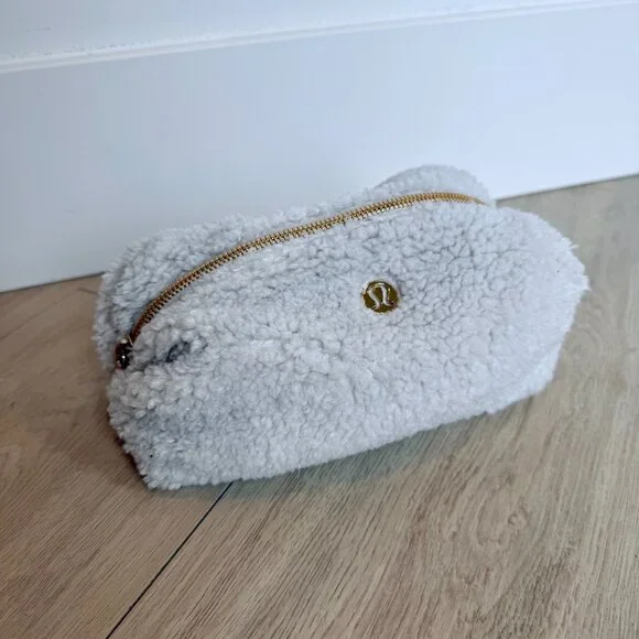 Lululemon Cosmetic Bags - Picture 8 of 9